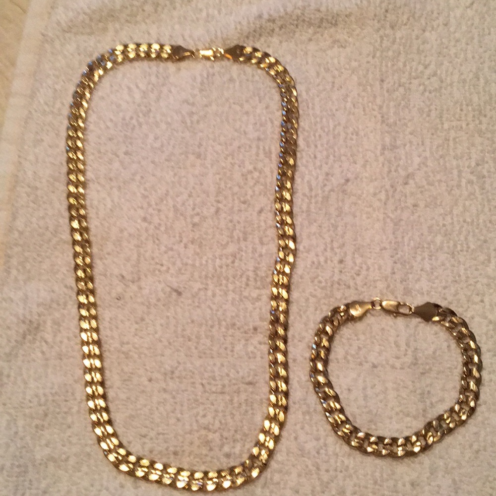 Necklace and bracelet